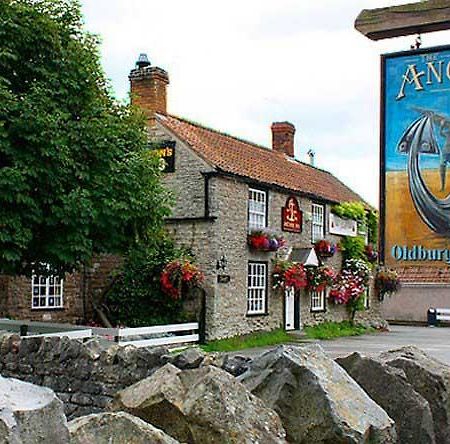 The Anchor Inn Торнбери Экстерьер фото